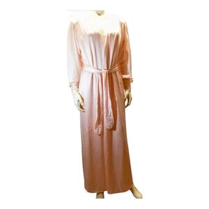 Fernado Sanchez Blush Peignoir. Robe Size Med.Long Sleeve Lace / Gown Size Large